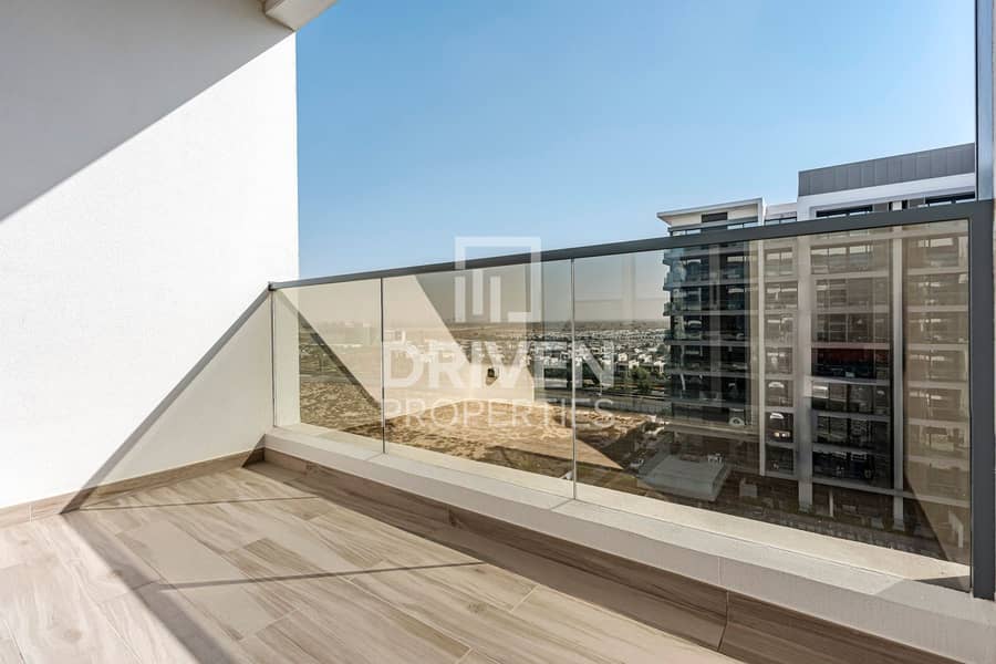 Cozy Modern Unit | Close to Park | Ideal Location - Image 7