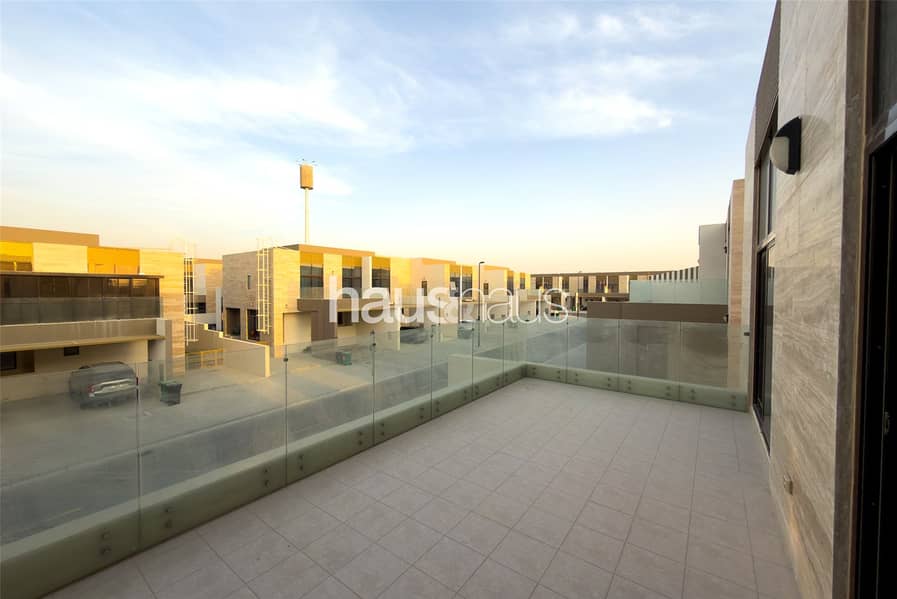 Exclusive I Upgraded & Extended I Corner Plot - Image 17