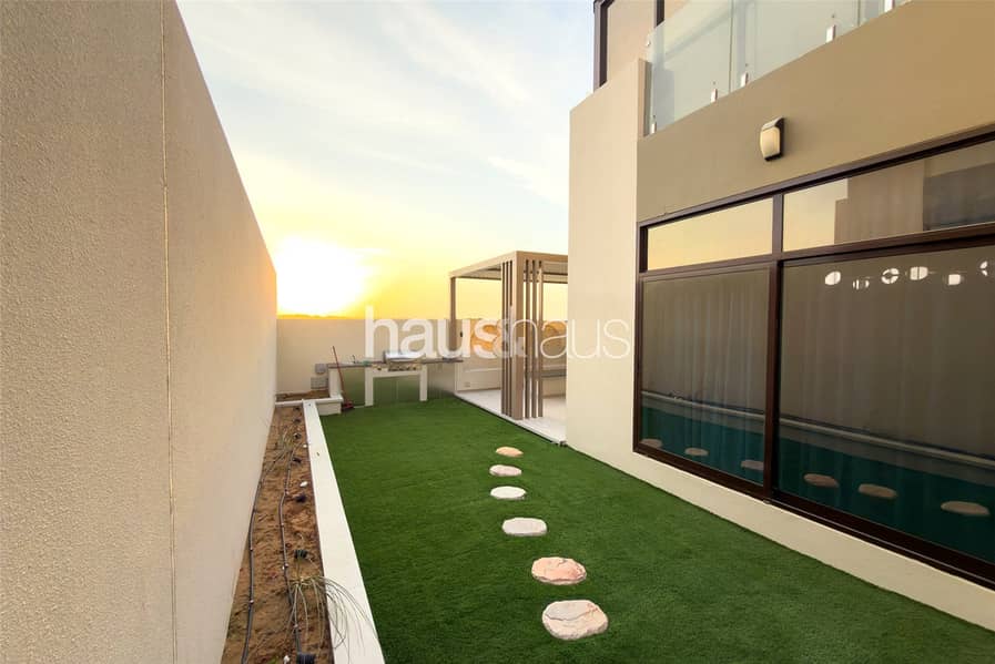 Exclusive I Upgraded & Extended I Corner Plot - Image 20