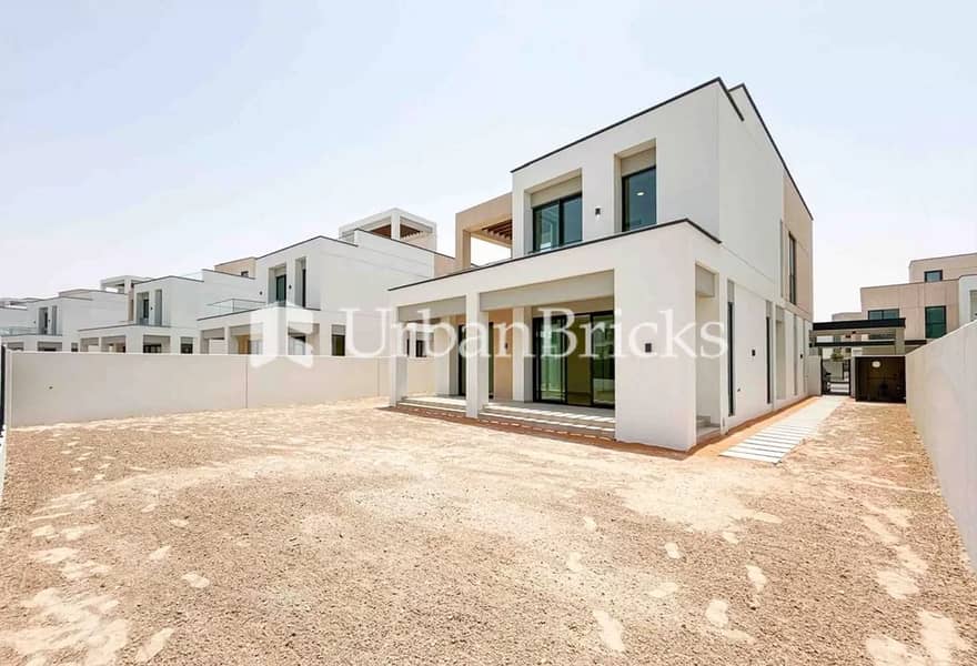 Brand New l Park Facing l Single Row