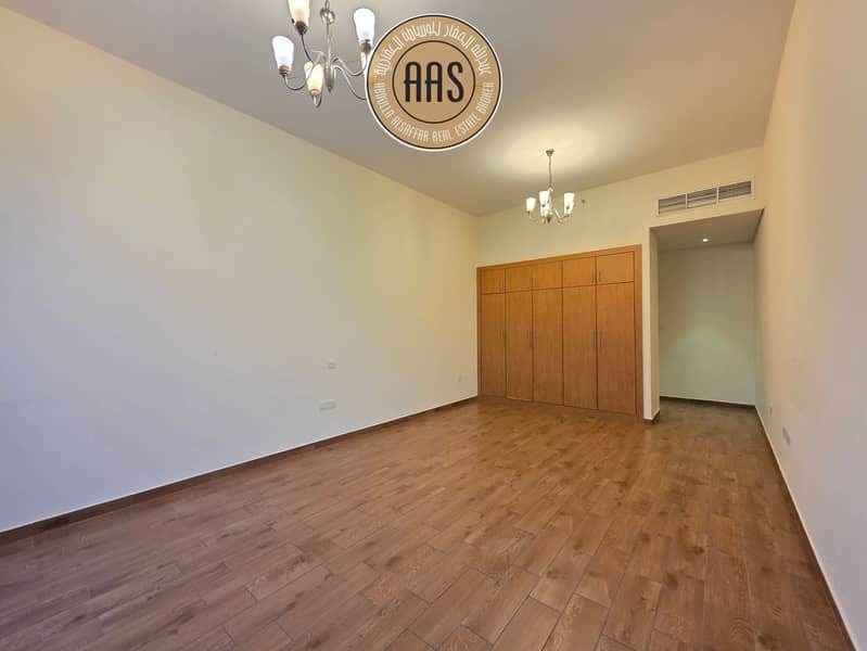 Very Spacious And Luxurious Open View 1Bhk With Chiller Free