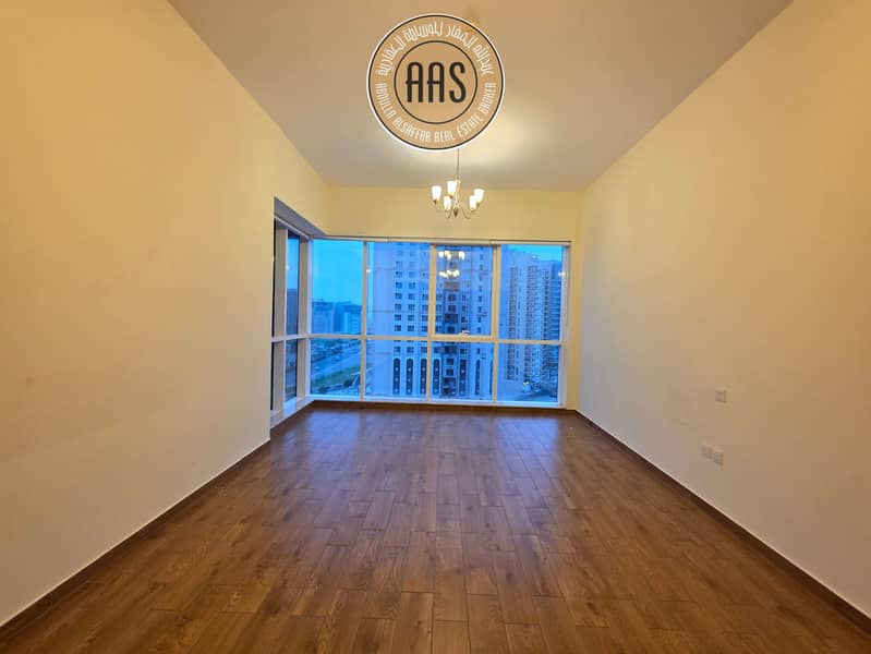 Very Spacious And Luxurious Open View 1Bhk With Chiller Free