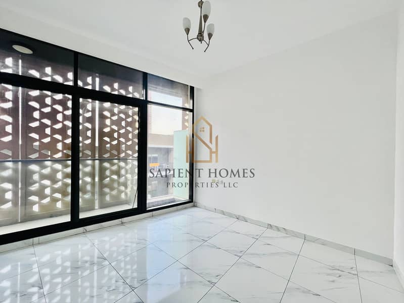 Rare Size - New Building - Chiller Free - Pets Allowed - Image 8