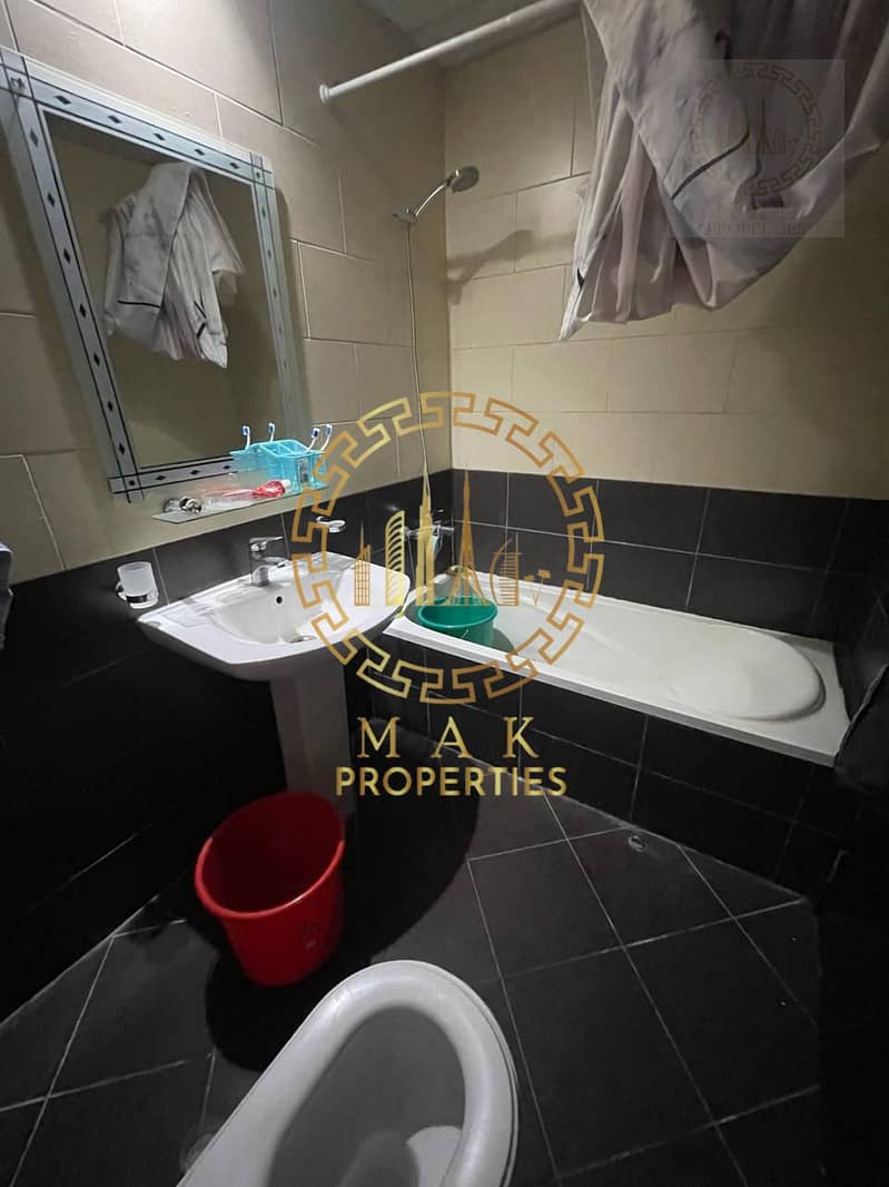 Vacant on Transfer Golf View 2BR for sale in Frankfurt Tower - Image 8