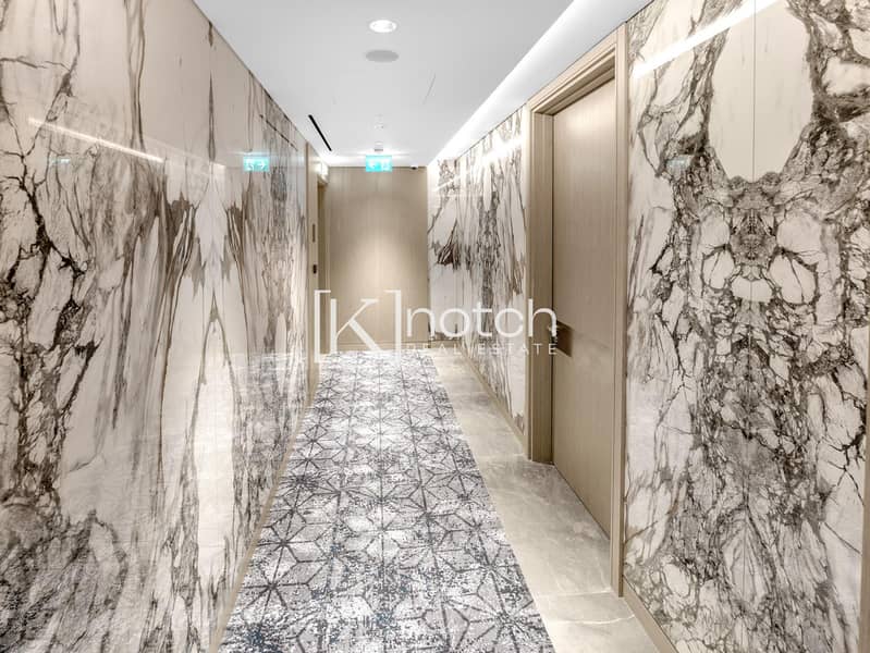 8 bedrooms I 10 bathrooms I Full-Floor Residence