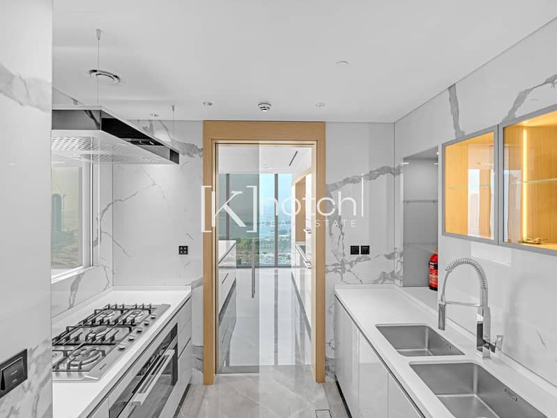 8 bedrooms I 10 bathrooms I Full-Floor Residence - Image 17