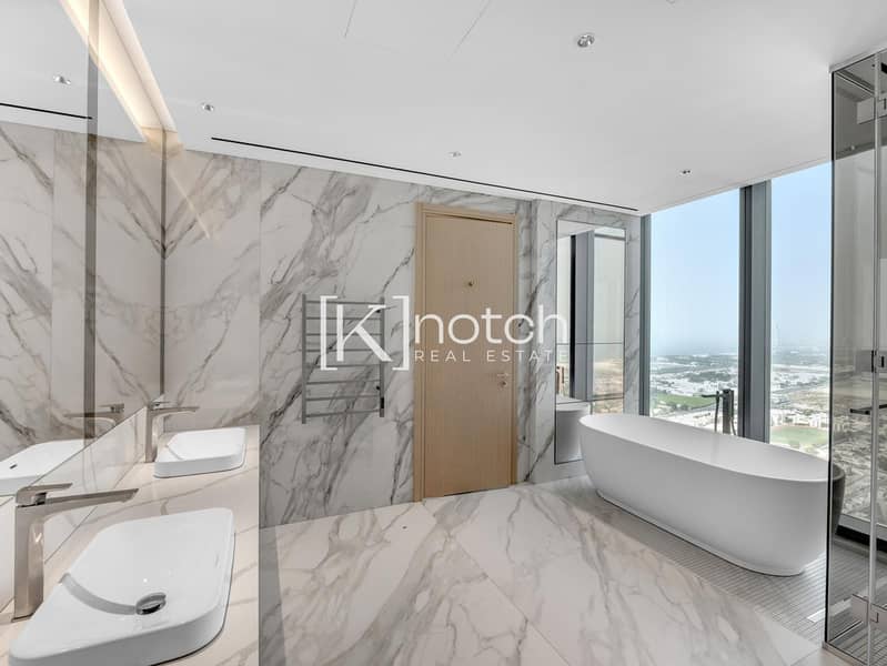 8 bedrooms I 10 bathrooms I Full-Floor Residence - Image 18