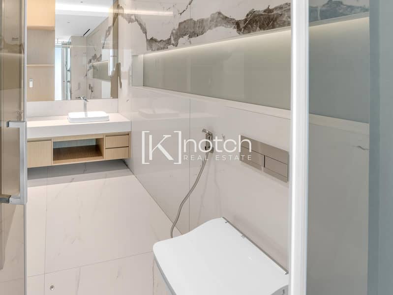 8 bedrooms I 10 bathrooms I Full-Floor Residence - Image 19