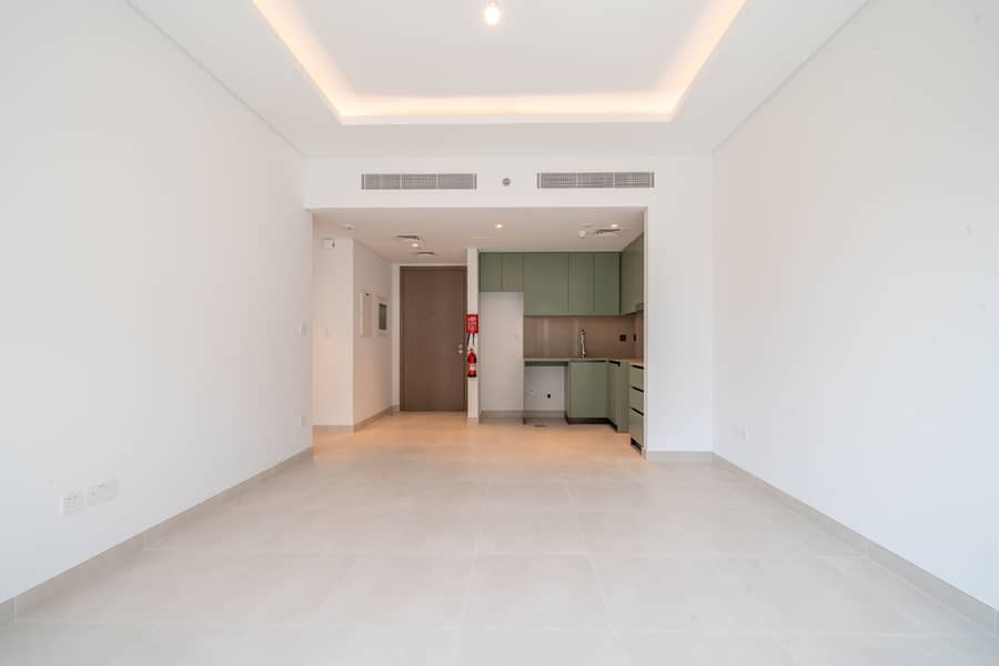 Luxury 1BR in Viridian | Premium Parkside Living at City Walk - Image 6