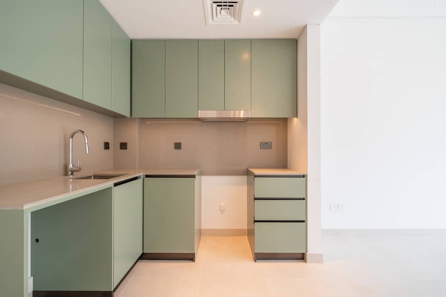 Luxury 1BR in Viridian | Premium Parkside Living at City Walk - Image 8