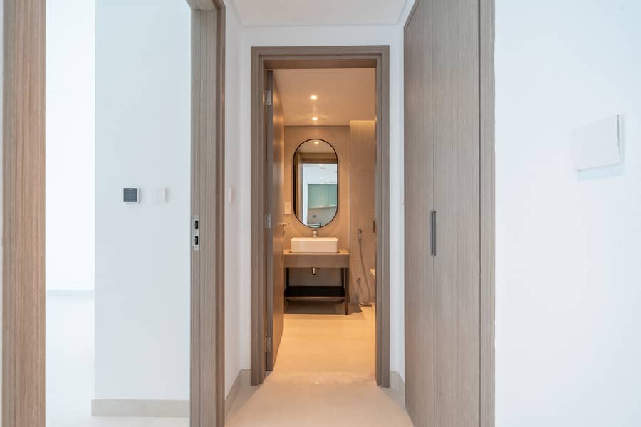 Luxury 1BR in Viridian | Premium Parkside Living at City Walk - Image 11