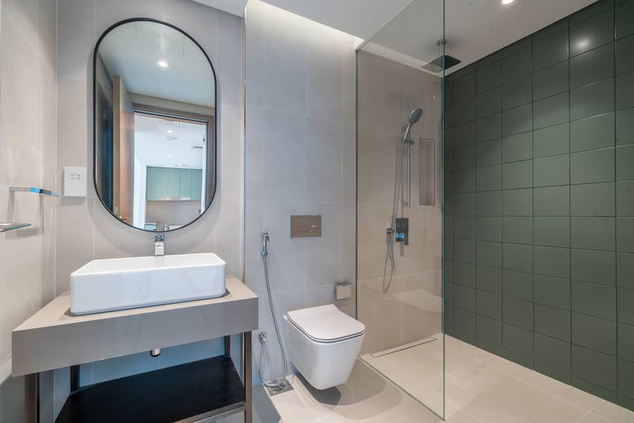 Luxury 1BR in Viridian | Premium Parkside Living at City Walk - Image 12