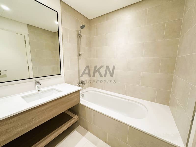 Brand New | Single Row | Spacious Layout - Image 10