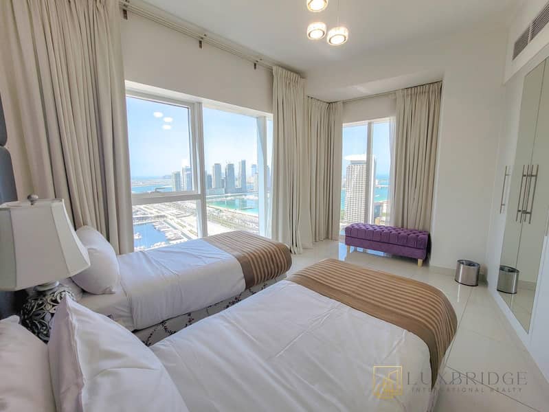 Luxury Living |Vacant | Palm View - Image 10