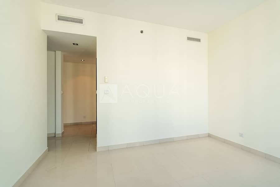 Large Layout | Bright | Well Maintained - Image 16