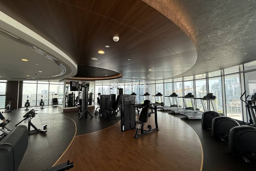 LUXURY FINISHING | CANAL VIEW | STUDY ROOM - Image 41