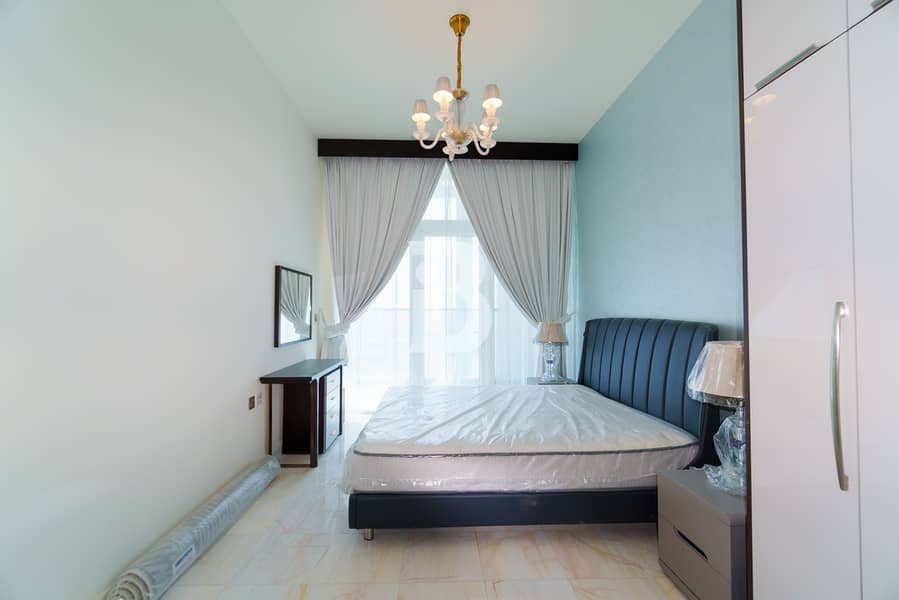 FULL FURNISHED | HUGE 2BR APT | NO AGENTS