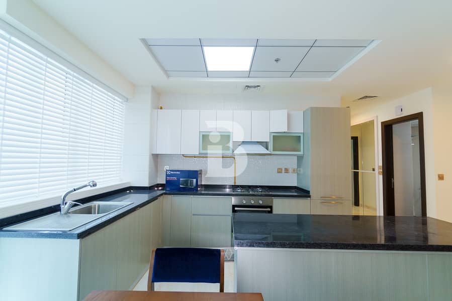 FULL FURNISHED | HUGE 2BR APT | NO AGENTS - Image 8