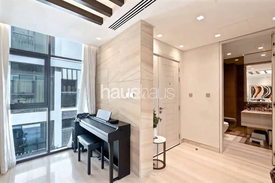 4 Bed + Maids | Fully Furnished | Fully Upgraded - Image 6