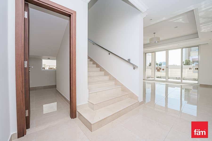 Unique Unit | En Suite | Immaculate Condition