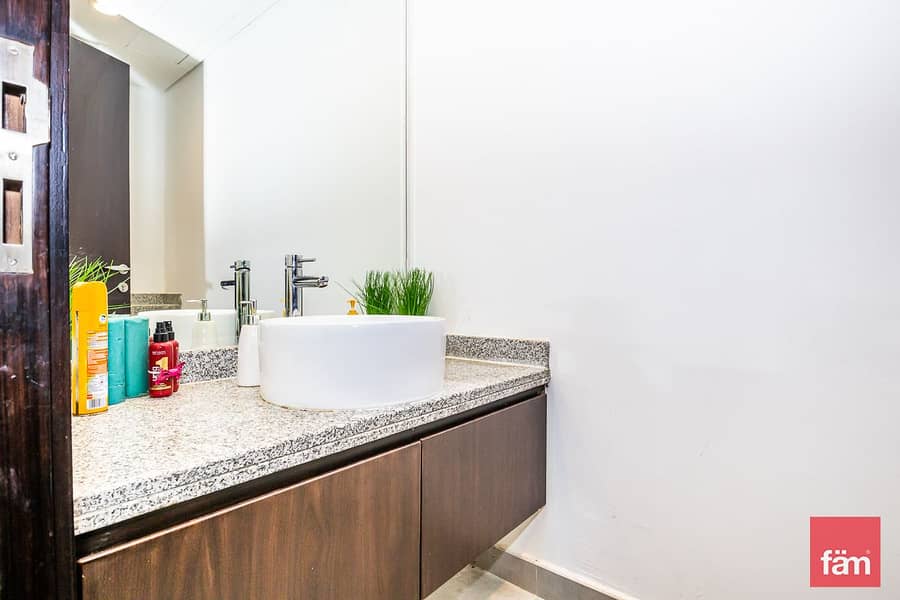 Single Row | 3br + Maid | Mid Unit Arabella 1 - Image 14