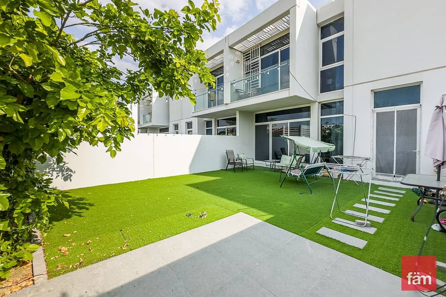 Single Row | 3br + Maid | Mid Unit Arabella 1 - Image 18