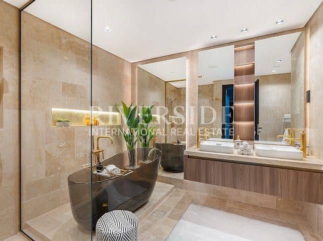 FULLY UPGRADED | HIGH FLOOR | PANORAMIC SEA VIEWS - Image 14