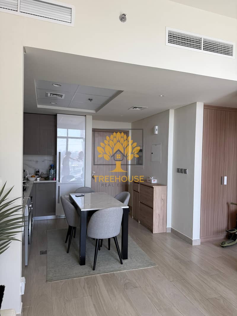 FULLY FURNISHED | BRAND NEW | MODERN AND SPACIOUS - Image 7