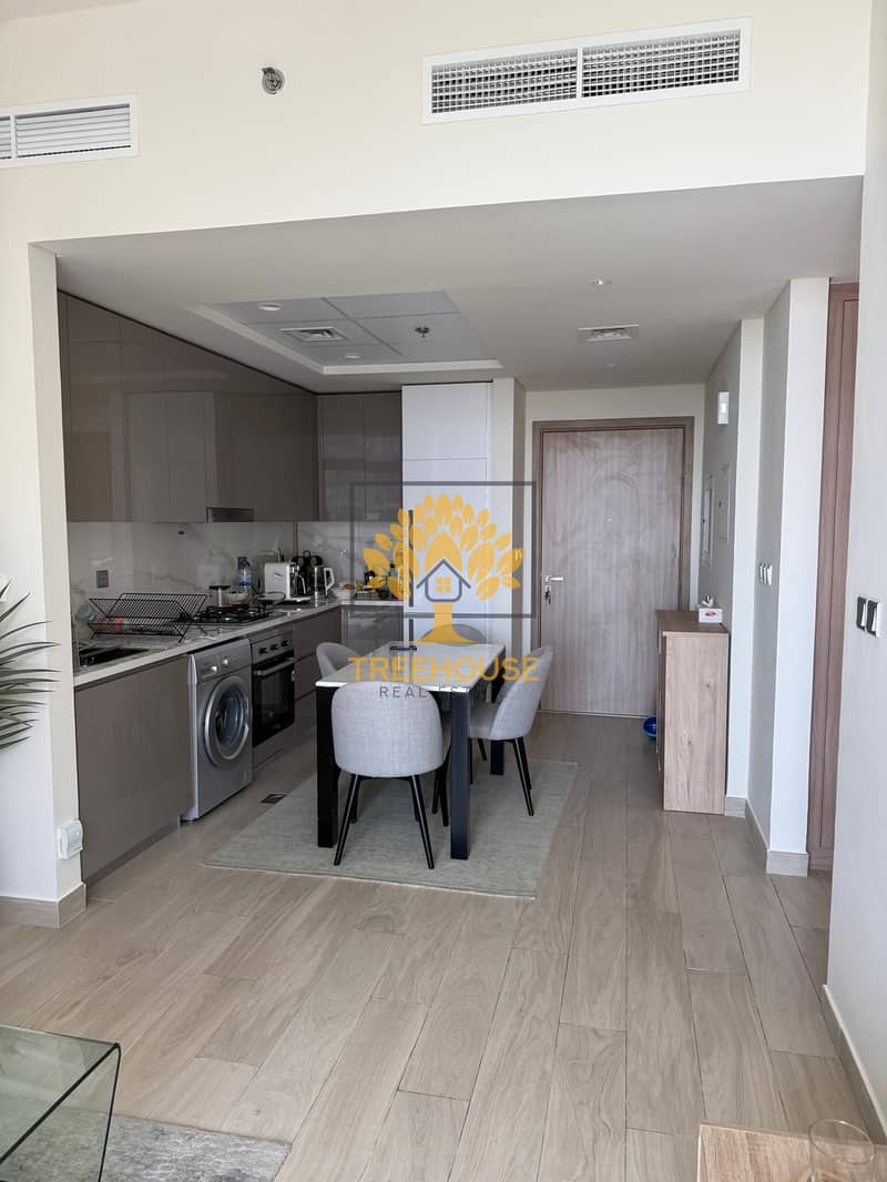 FULLY FURNISHED | BRAND NEW | MODERN AND SPACIOUS - Image 8