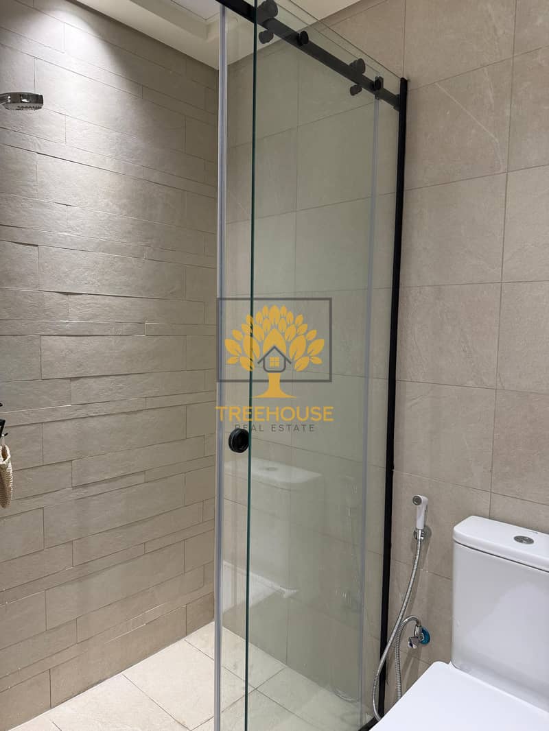 FULLY FURNISHED | BRAND NEW | MODERN AND SPACIOUS - Image 10