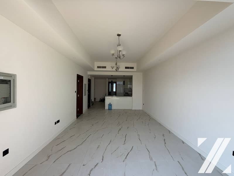 Spacious, Elegant 4-Bedroom + Maid by Elie Saab