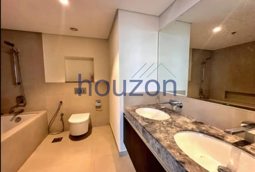 Spacious + Modern 1BR | Vacant | Multiple Options - Image 6