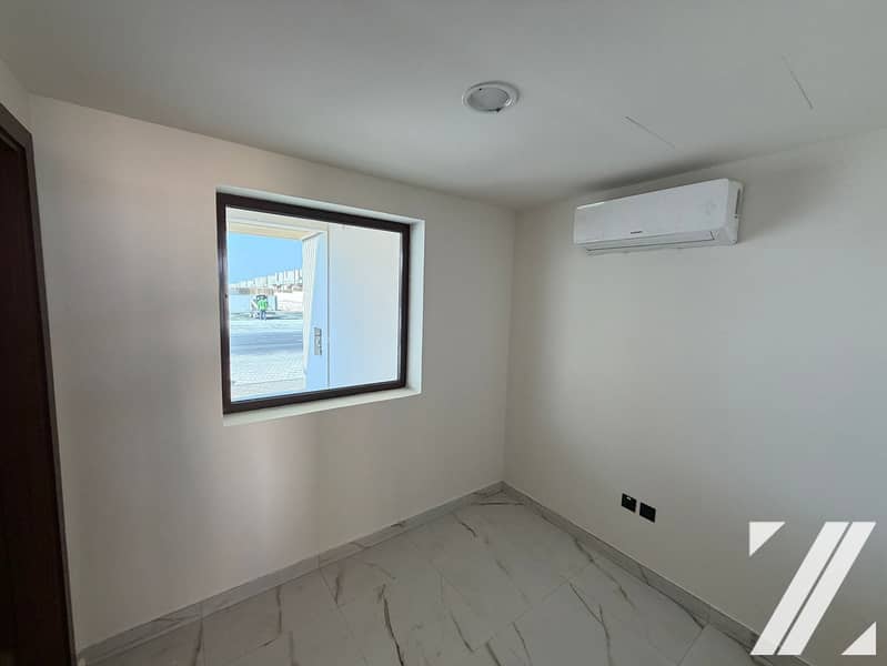 Spacious, Elegant 4-Bedroom + Maid by Elie Saab