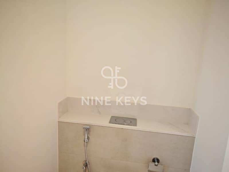 Palma Layout | Vacant | Near Park View | Modern Layout | 3BR + Maid | Single Row - Image 11