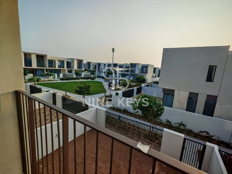 Palma Layout | Vacant | Near Park View | Modern Layout | 3BR + Maid | Single Row - Image 25