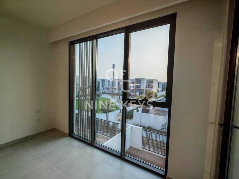 Palma Layout | Vacant | Near Park View | Modern Layout | 3BR + Maid | Single Row - Image 32