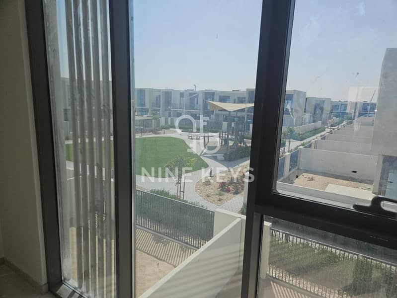 Palma Layout | Vacant | Near Park View | Modern Layout | 3BR + Maid | Single Row - Image 35