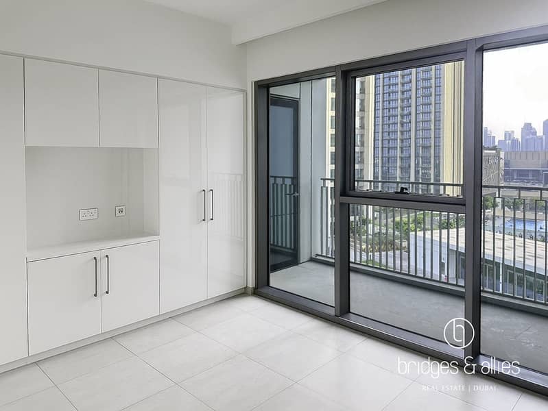 BRIGHT 2 BR | BURJ VIEW | AVAILABLE | HUGE LAYOUT - Image 10