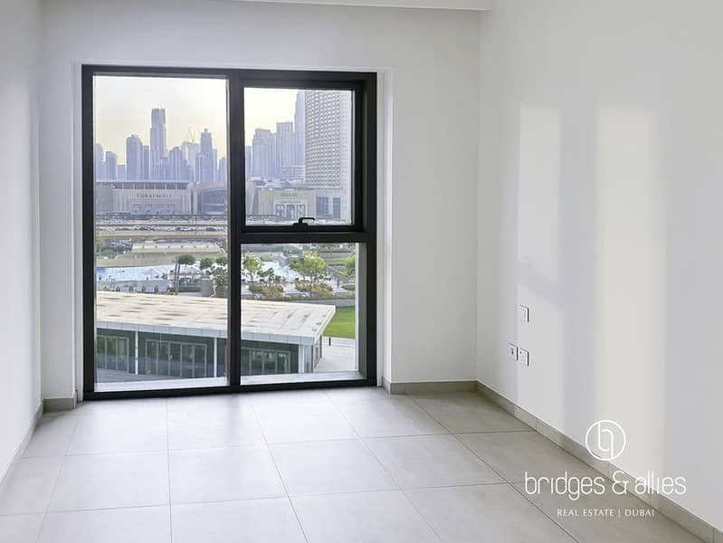 BRIGHT 2 BR | BURJ VIEW | AVAILABLE | HUGE LAYOUT - Image 14