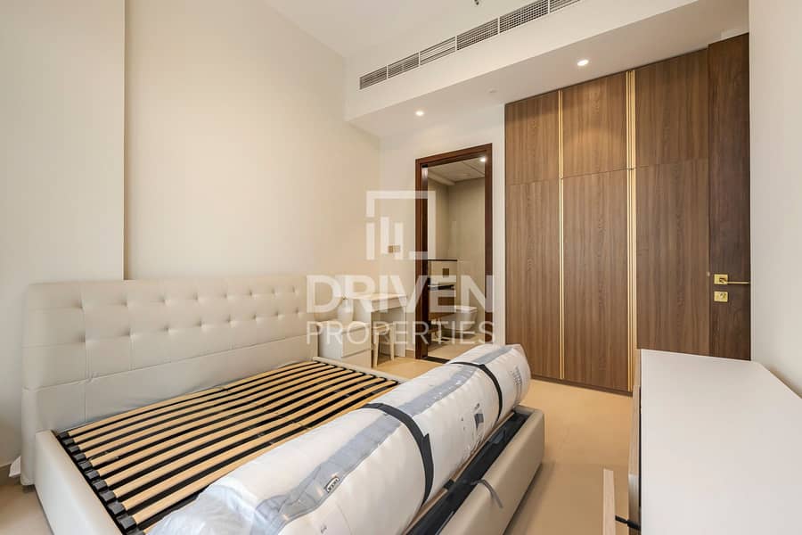 Fully Furnished | Road View | Elegant Layout - Image 6