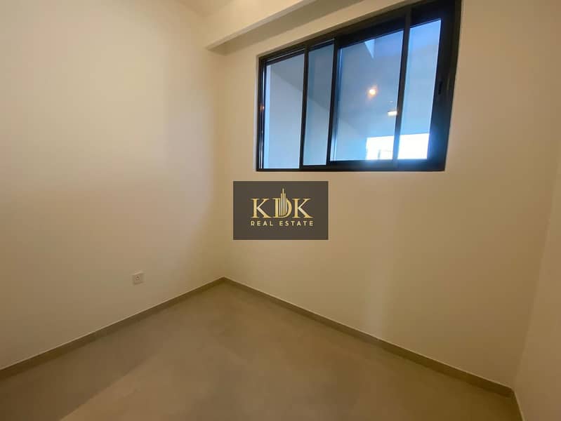 Park Facing | Prime Location | 4Br+Maid