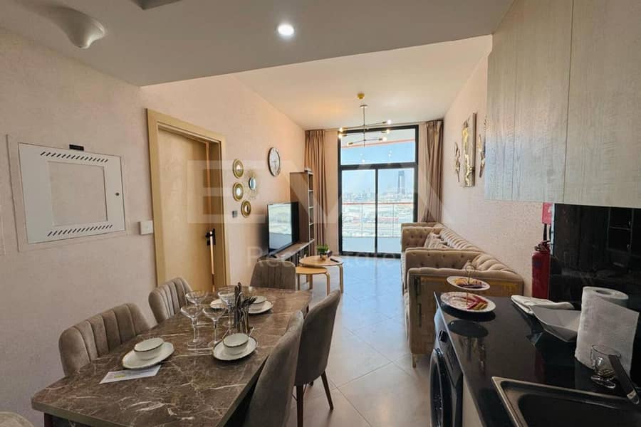 Low Floor | Fully Furnished | Ready To Move