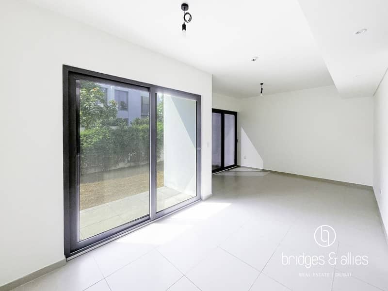 EXCELLENTILY MAINTAINED | 4BR+M | NEAR PARK