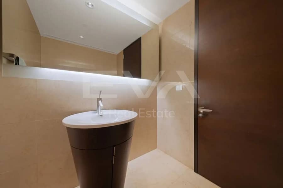 Fountain View | Closed Kitchen | Type F - Image 25