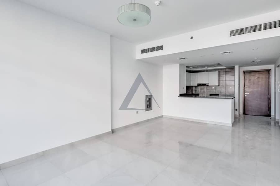 Spacious and Bright Apartment | Well Maintained Spacious and Bright Apartment | Well Maintained
