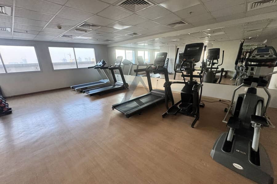 Fully Furnished | Great Location |Ready to Move - Image 7