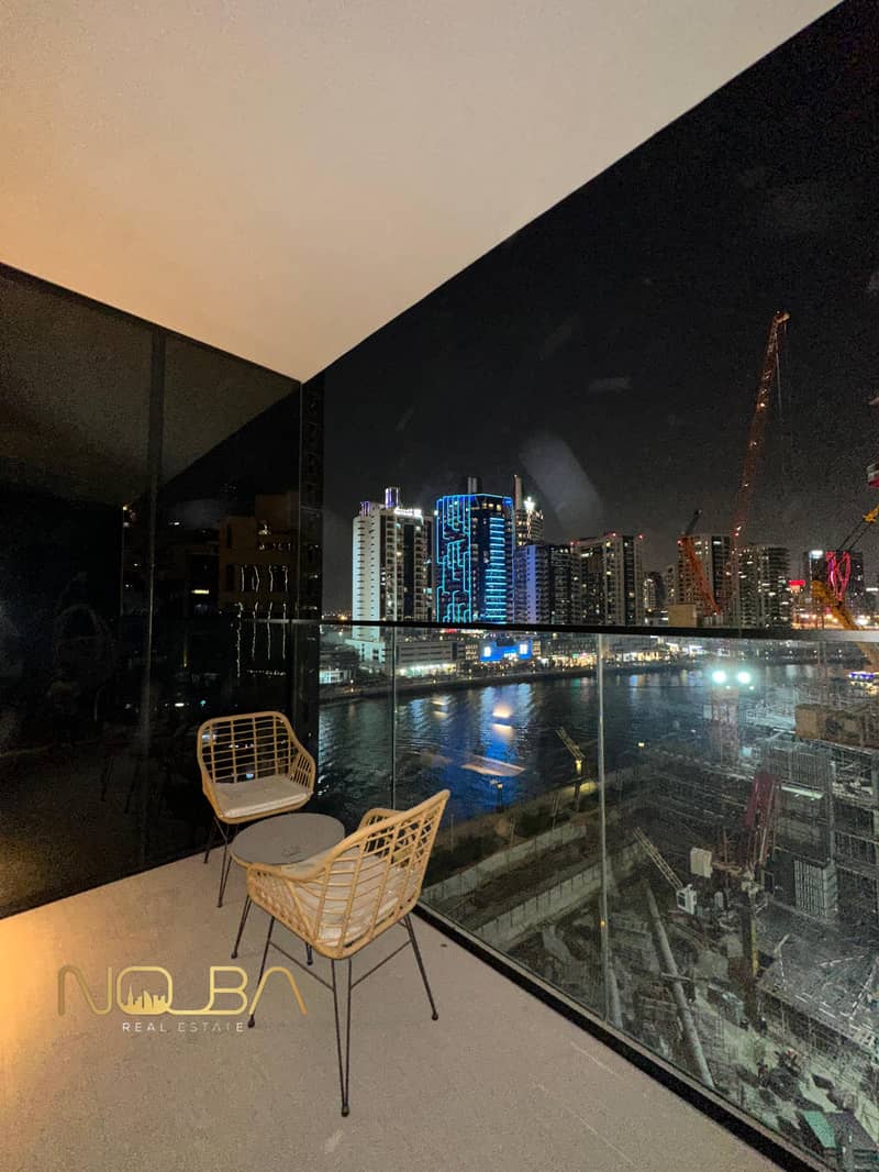 EXCLUSIVE | WATERFRONT LIVING | FULLY FURNISHED | CANAL VIEW