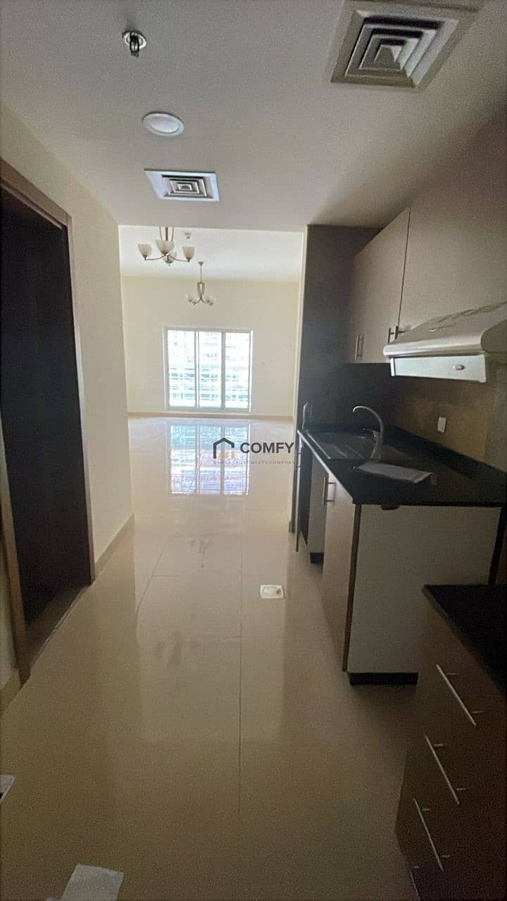 Spectacular Studio big size