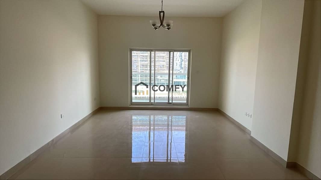 Spectacular Studio big size