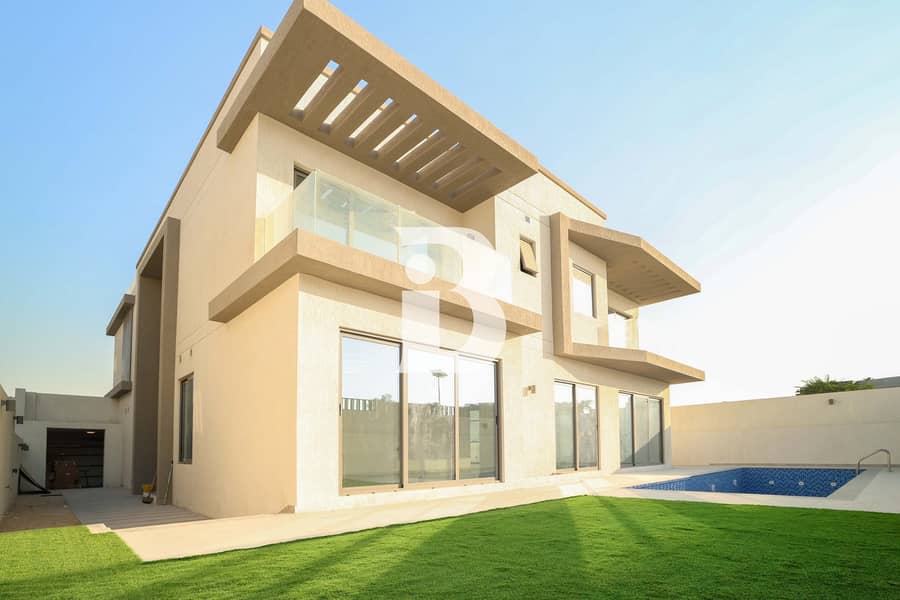 Rare Villa with Roof Top Access|Vacant and Ready - Image 7